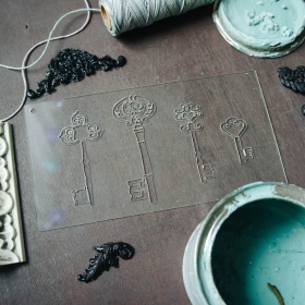 Трафарет - Винтажные четыре ключика Трафарет - Винтажные четыре ключика